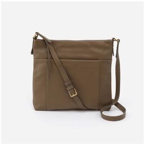 HOBO Forest Crossbody in Graystone Leather EUC
